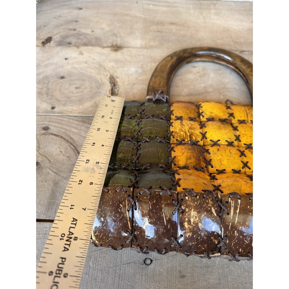 Handmade Coconut Shell Shiny Paint lacquer finish Handbag Purse w/wooden‎ handle - Picture 15 of 16
